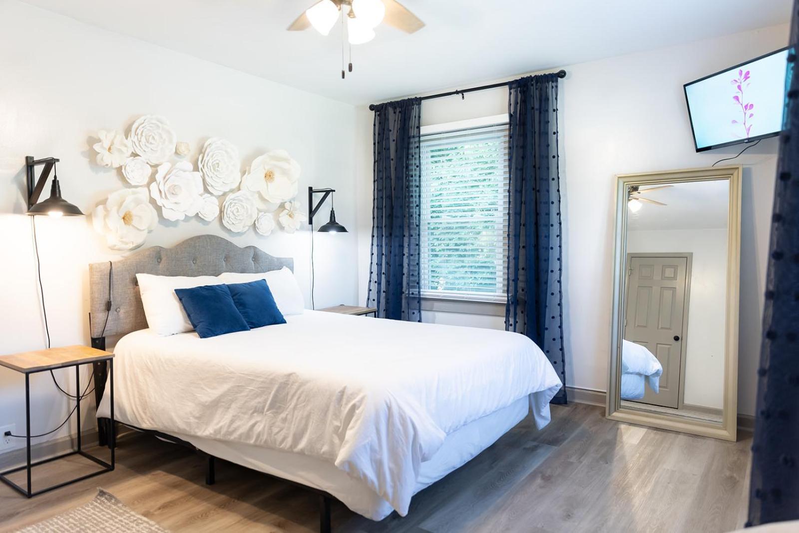 Blue Bungalow W/ Free Golf Cart 1/2 Mi From Square CovingtonCovington  Kültér fotó